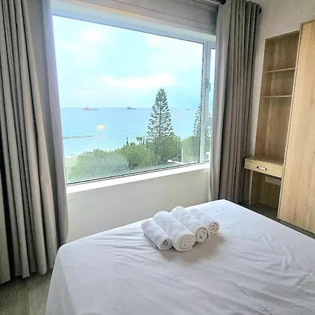 Touch Of Class Molos Apartamento Limassol