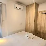 Touch Of Class Molos Apartment